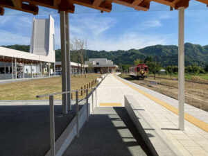 熊本ワンピース フランキー像 設置場所 南阿蘇鉄道